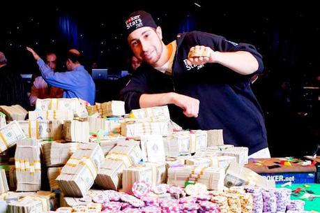 Титул чемпиона мира по покеру и суть WSOP Main Event